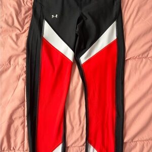 Black and red under armour leggings
